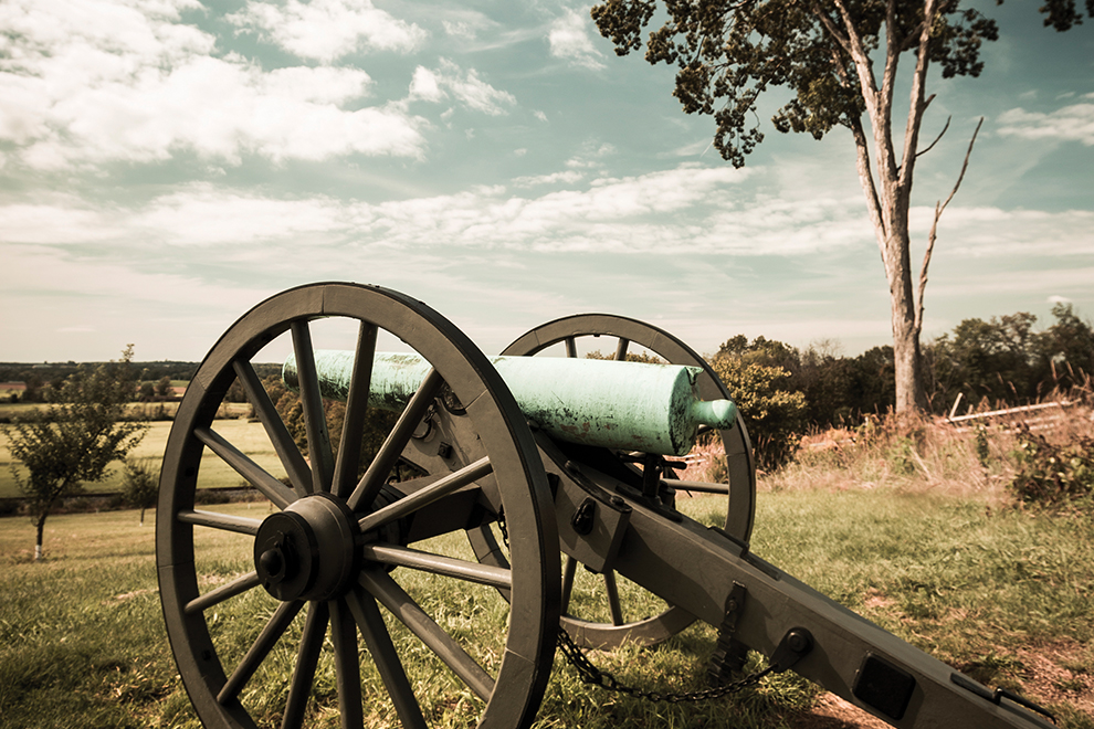 Civil War cannon